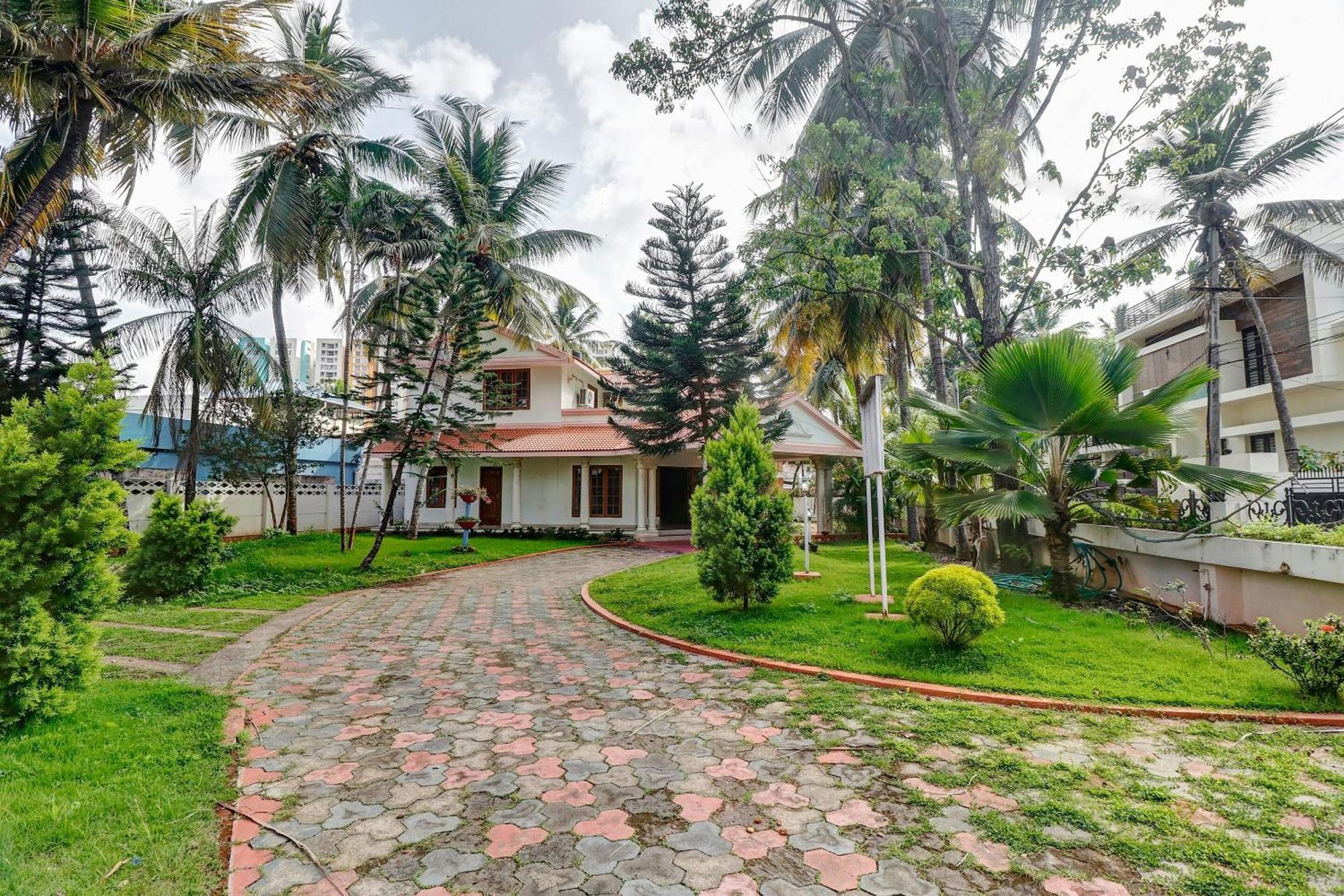 Oyo Flagship Tourism Residency Hotel Thiruvananthapuram Luaran gambar